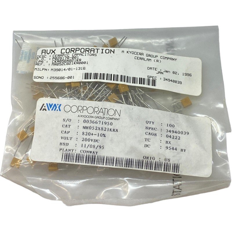 820pF 200V 10% Radial Mil SPec Ceramic Capacitor M39014/01-1316 AVX Qty:100