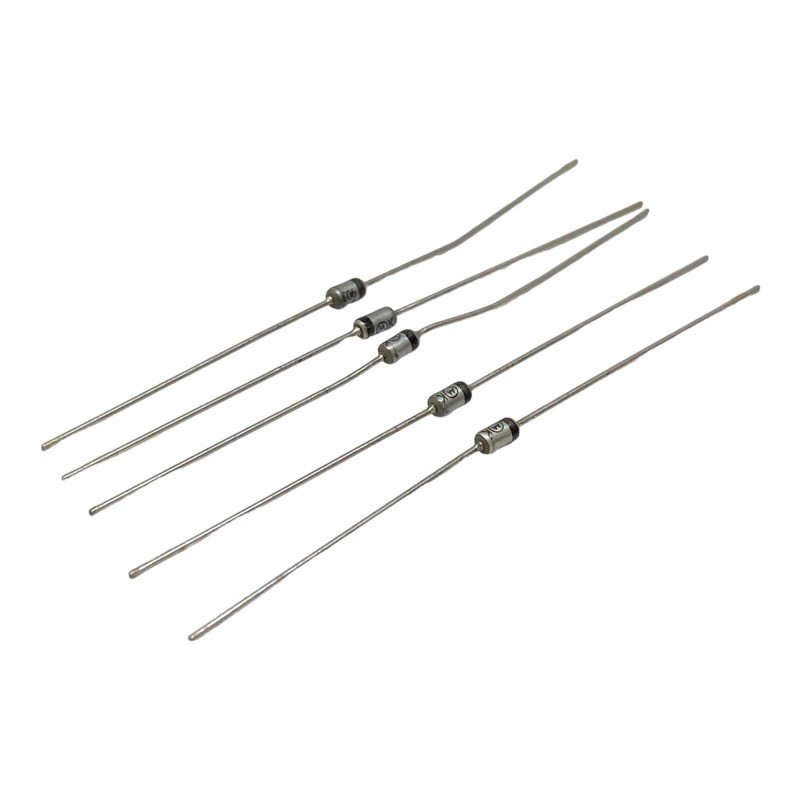 BZX55C8V2 Motorola Axial Zener Diode 8.2V/0.5W Qty:5